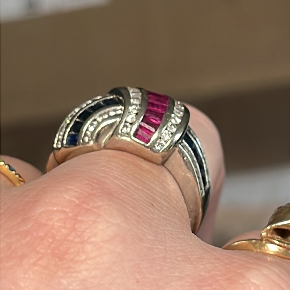 Twisted ruby, sapphire & diamond ring - Picture 6 of 13